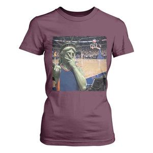 Funny Statue Of Liberty Basketball Selfie Graphic T Shirt For Women TS12 Maroon Print Your Wear