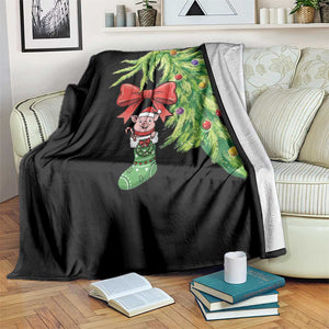 Funny Christmas Pig In Green Hand Naughty Throw Blanket Pet Lover Gift TS12 Print Your Wear