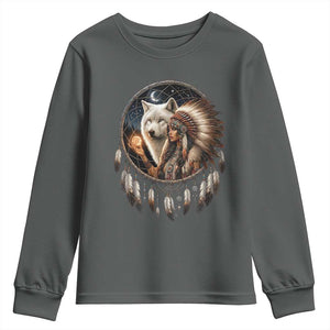 Vintage Native American Woman With White Wolf Graphic Youth Sweatshirt