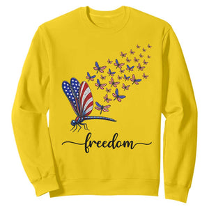 Freedom Dragonfly American Flag 4th Of July Sweatshirt Patriotic Nature Lover Graphic TS12 Daisy Print Your Wear