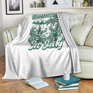 Vintage Summer Christmas Bigfoot Couple Throw Blanket Tropical Xmas Graphic TS12 Print Your Wear