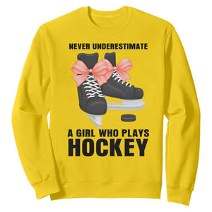 Never Underestimate A Girl Hockey Player Gift Idea Sweatshirt TS12 Daisy Print Your Wear