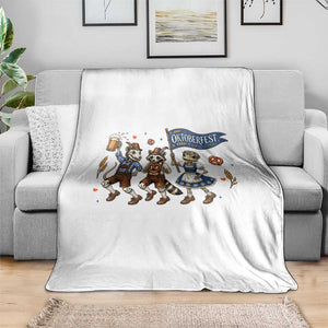Funny Opossum Raccoon Frog Oktoberfest Beer Graphic Throw Blanket Spooky Drinking Team