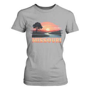 Vintage Missouri Outdoors T Shirt For Women Midwest Nature Landscape TS12 Sport Gray Print Your Wear