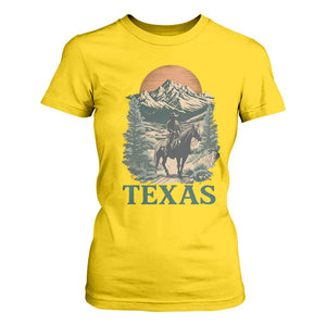 Texas Western Cowboy Life T Shirt For Women Vintage Horse Riding Graphic TS12 Daisy Print Your Wear