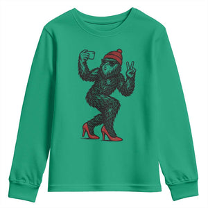 Funny Sexy Bigfoot Selfie Youth Sweatshirt Sasquatch Lover Gift TS12 Irish Green Print Your Wear