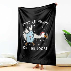Funny ER Nurse Goose Christmas Throw Blanket Festive Nurses On The Loose TS14 Print Your Wear