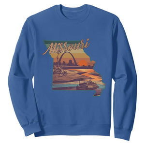 Retro Gateway Arch St Louis Missouri Map Outline Sweatshirt
