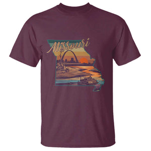 Retro Gateway Arch St Louis Missouri Map Outline T Shirt