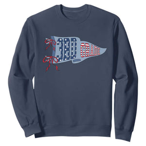 3rd Grade Teacher Pennant US Flag Back to School Sweatshirt