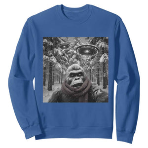 Funny Bigfoot Selfie Sweatshirt Sasquatch Alien UFO Christmas TS14 Royal Blue Print Your Wear