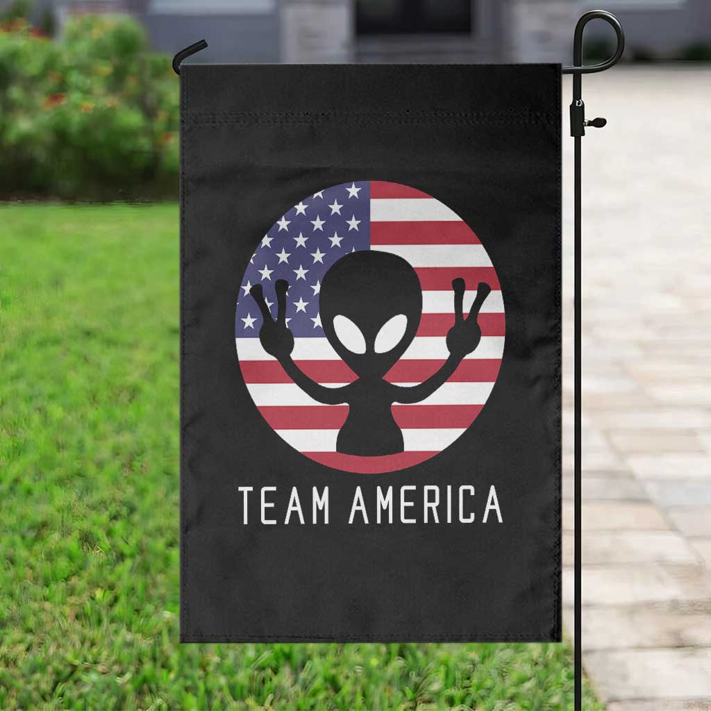 Funny 4th Of July Alien Garden Flag Team America USA Flag UFO TS11 Print Your Wear
