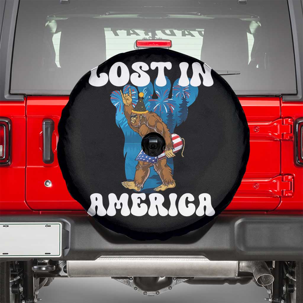 Funny 4th Of July Bigfoot Lost In America Spare Tire Cover Patriotic Sasquatch Rocket Footprint Fireworks TS11 Black Print Your Wear