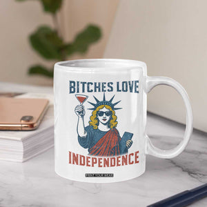 Funny 4th of July Statue of Liberty Cocktail Coffee Mug Retro Bitches Love Independence TS02 Print Your Wear