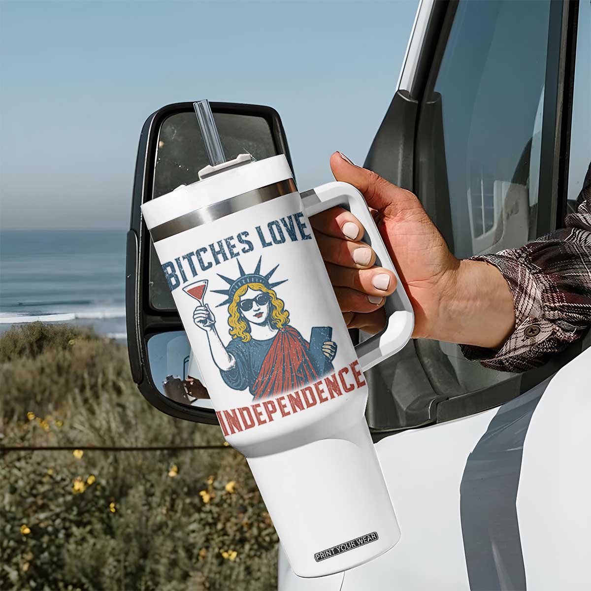 Funny 4th of July Statue of Liberty Cocktail Tumbler With Handle Retro Bitches Love Independence TS02 Print Your Wear