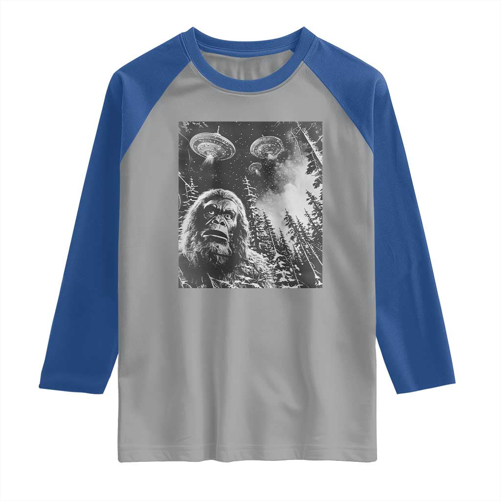 Funny Graphic Bigfoot Selfie with UFOs Weird Raglan Shirt TS10 Sport Gray Royal Print Your Wear