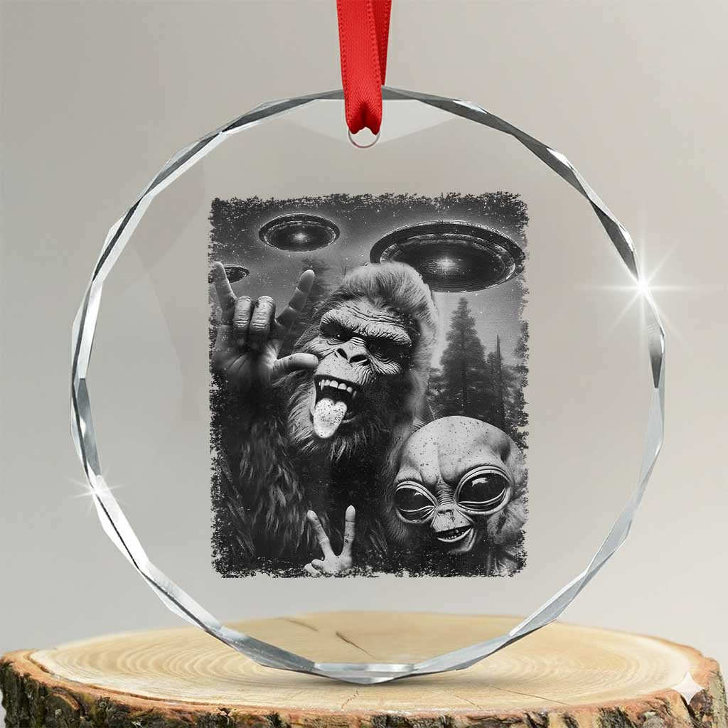 Bigfoot Selfie With Alien Crystal Glass Ornament UFO Funny Sasquatch Rock On Hand Sign TS10 Transparent Glass 3'' Circle Print Your Wear
