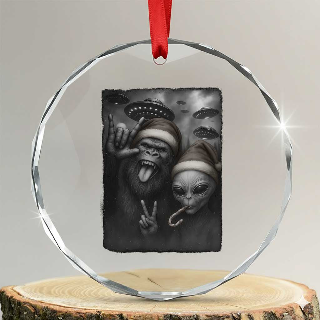 Bigfoot UFO Selife Crystal Glass Ornament Sasquatch Ailen Rock On Hand Christmas TS14 Transparent Glass 3'' Circle Print Your Wear