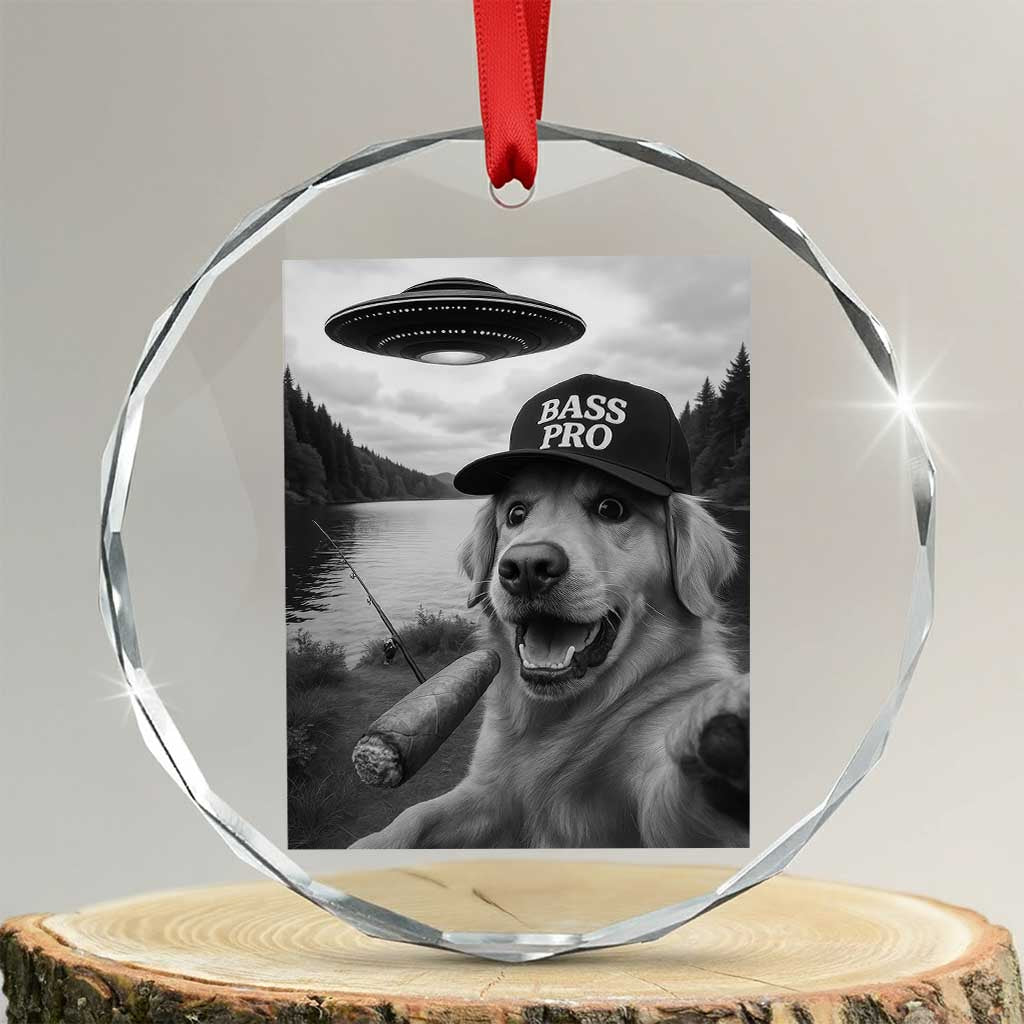 Dog Selfie With Alien UFO Crystal Glass Ornament Funny Fishing Golden Retriever Smoking Dog Lover TS10 Transparent Glass 3'' Circle Print Your Wear