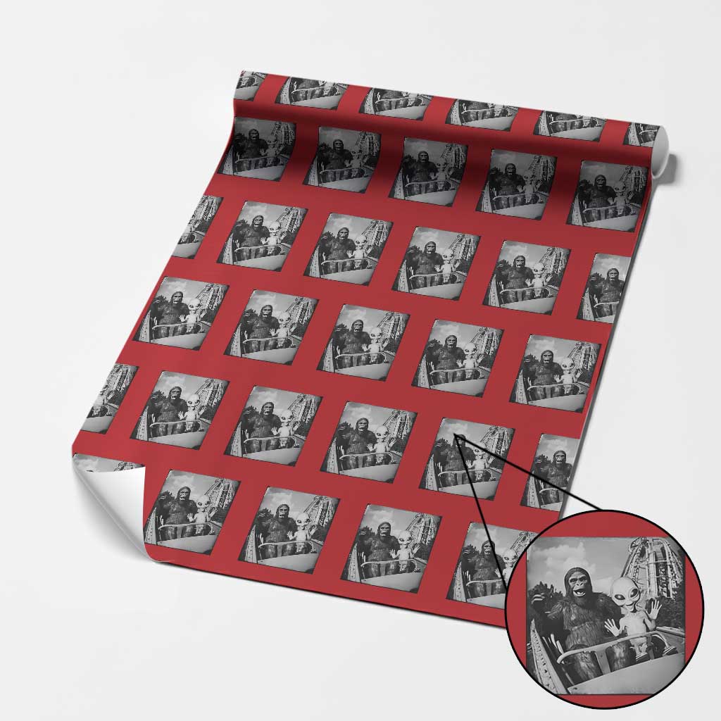 Funny Bigfoot Alien Wrapping Paper Roll Sasquatch UFO Coaster TS10 Red Print Your Wear