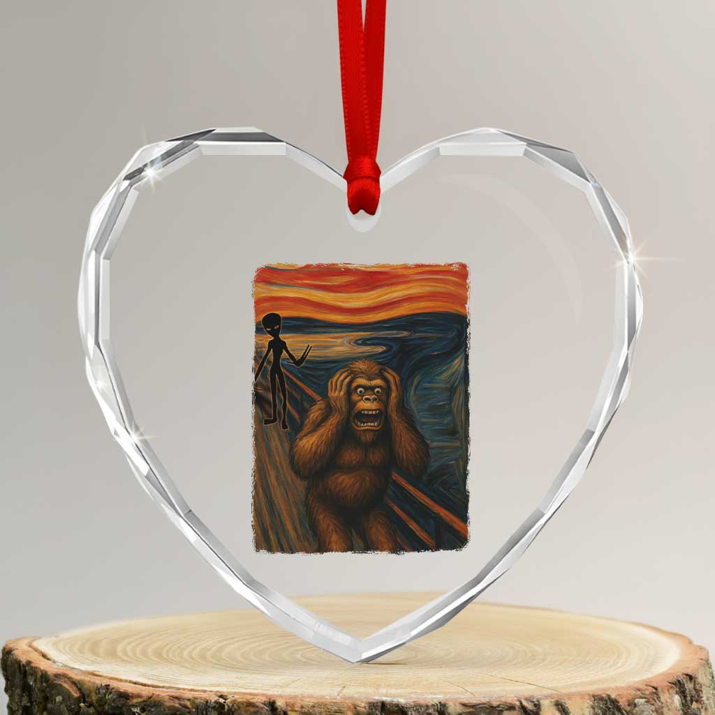 Funny Bigfoot And Alien Heart Crystal Glass Ornament Parody The Scream Art Meme Gift TS12 Transparent Glass 3'' Heart Print Your Wear