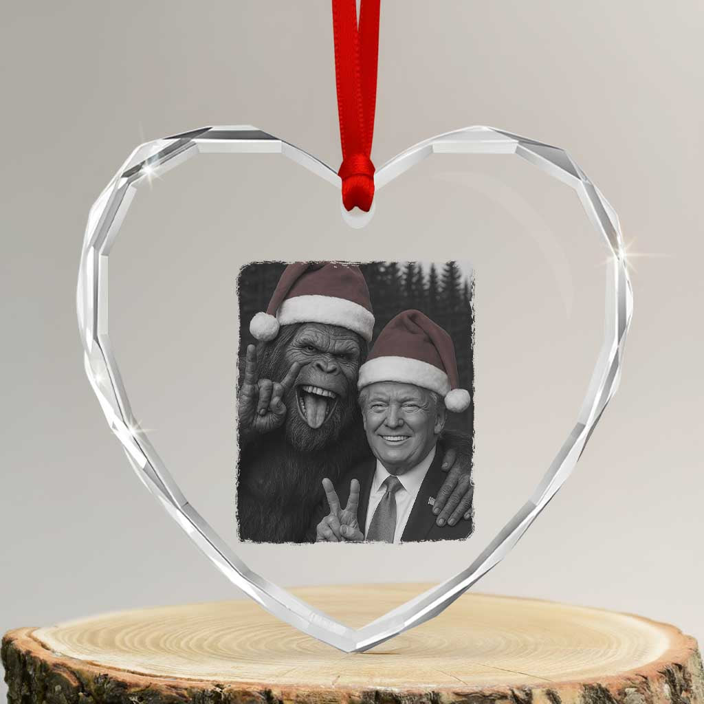 Funny Bigfoot Selfie Christmas Heart Crystal Glass Ornament Sasquatch Trump Meme TS14 Transparent Glass 3'' Heart Print Your Wear