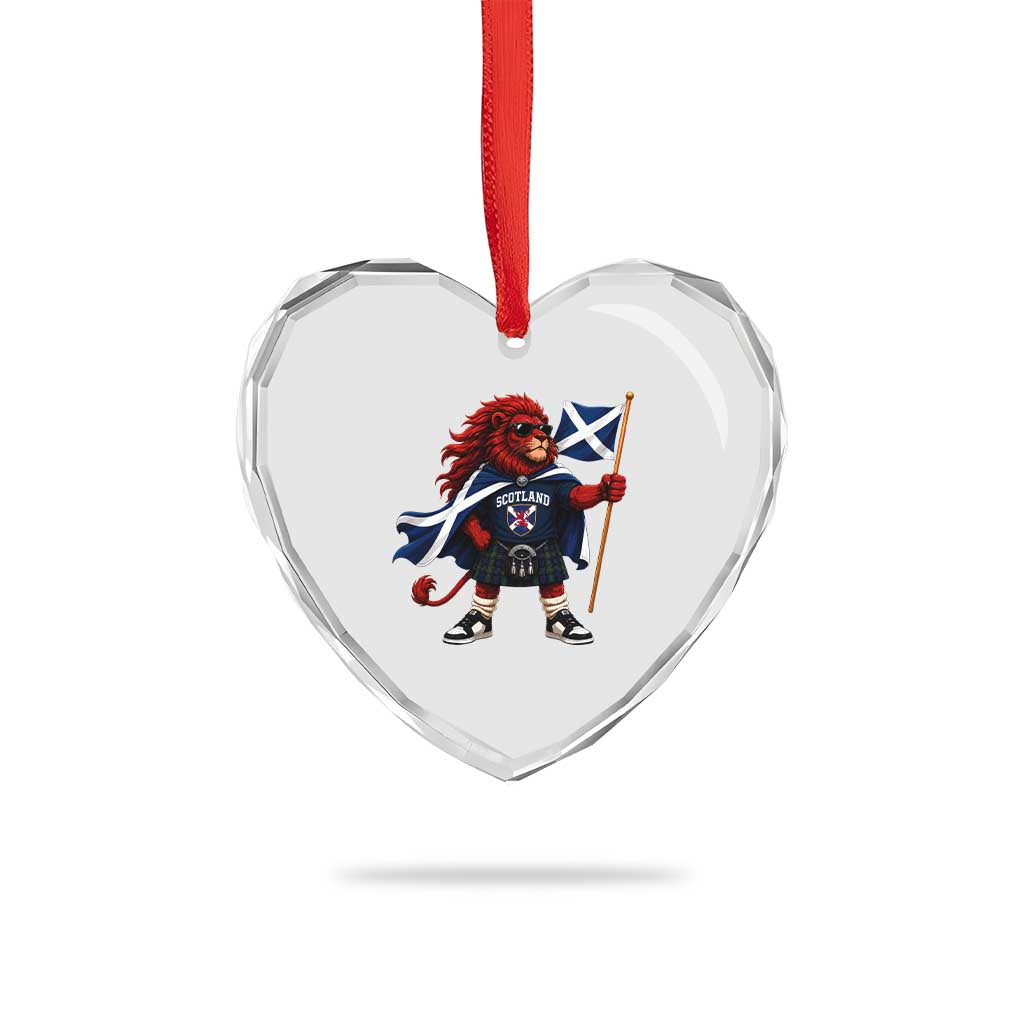 Proud Scotland Rampant Lion Heart Crystal Glass Ornament Scottish Flag Red Lion Mascot with Kilt Football Fans