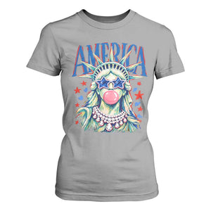 America Statue of Liberty Blowing Bubblegum T Shirt For Women Star and Glasses Patriotic Summer Vibes Graphic