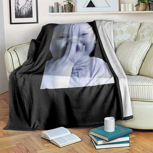 Funny Tuff Baby Giggling Meme Throw Blanket Viral AI Niche Baby Holding Laugh Face TS02 Print Your Wear