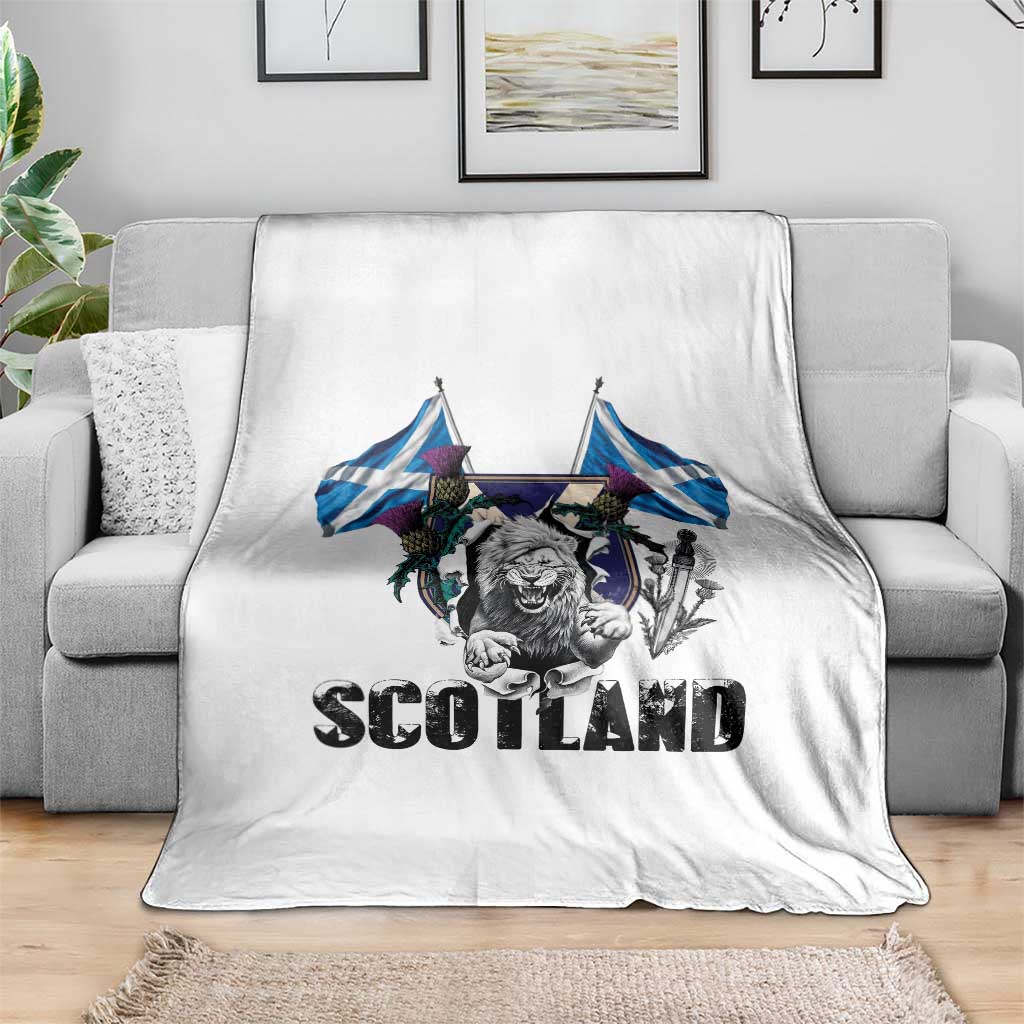 Roaring Scottish Lion Crest Throw Blanket Thistle Scotland Flag Emblem for Brave Highlanders TS02 Print Your Wear