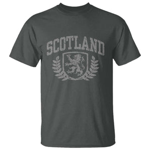 Scotland Lion Rampant Distressed Crest T Shirt Scottish Heritage Monochrome Laurel Wreath Vintage Graphic