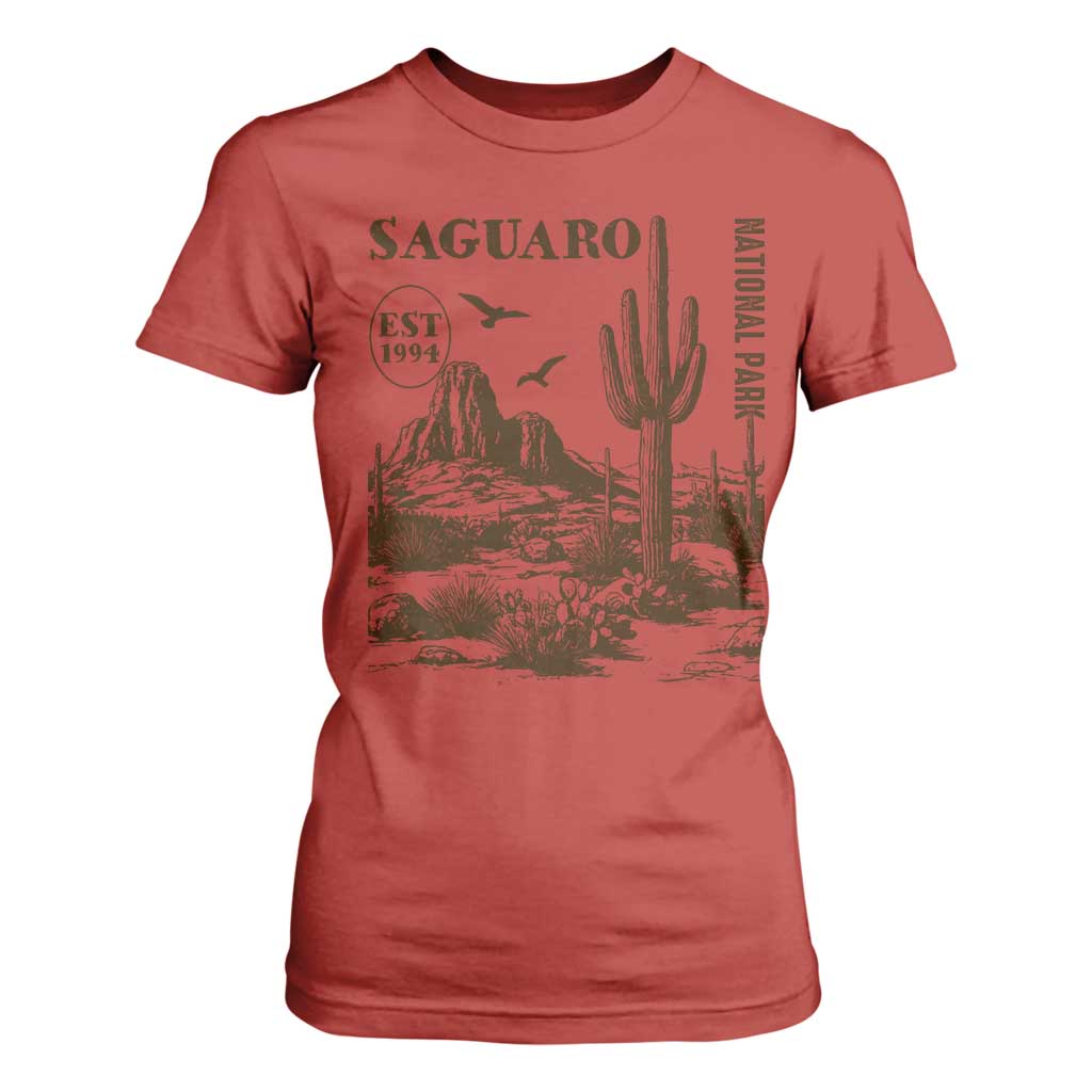 Vintage Saguaro National Park Est 1994 Graphic T Shirt For Women Retro Arizona Desert Mountain Hiking Souvenir
