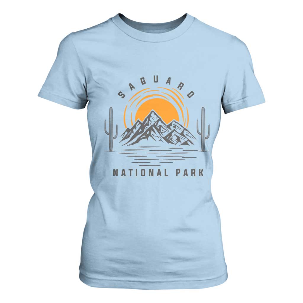 Retro Saguaro National Park Sunset Graphic T Shirt For Women Vintage Arizona Desert Mountain Badge Souvenir