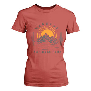 Retro Saguaro National Park Sunset Graphic T Shirt For Women Vintage Arizona Desert Mountain Badge Souvenir
