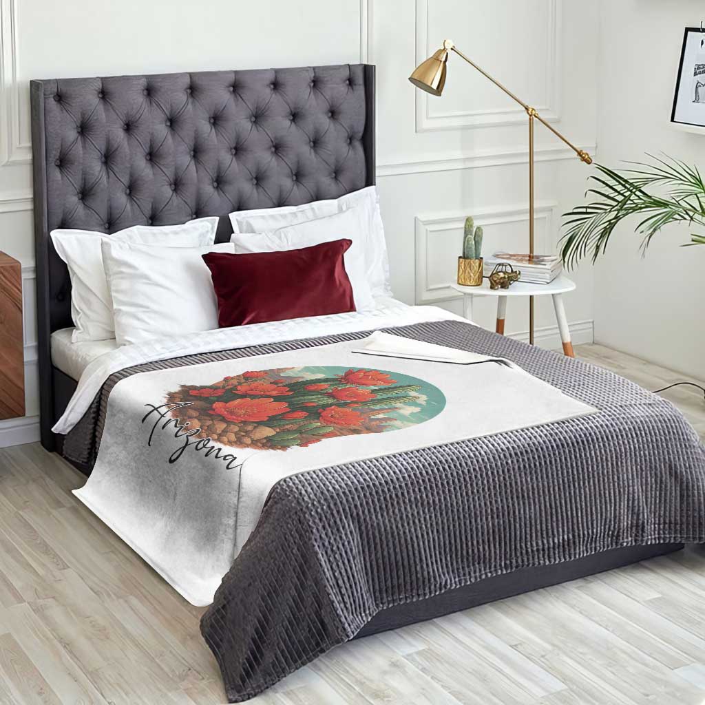 Beautiful Blooming Cactus Flower Arizona Graphic Throw Blanket Vintage Desert Botanical Floral Nature Souvenir