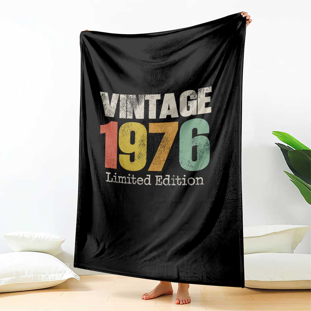 Vintage 1976 Limited Edition Throw Blanket Distressed Retro Typography 50th Birthday