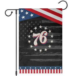 Retro 76 American Flag Stars Circle Patriotic Garden Flag 1976 Milestone Birthday Graphic