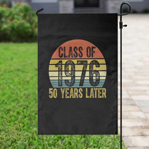 Class of 1976 50 Years Later Garden Flag Retro Sunset Graduation Birthday 50th Milestone