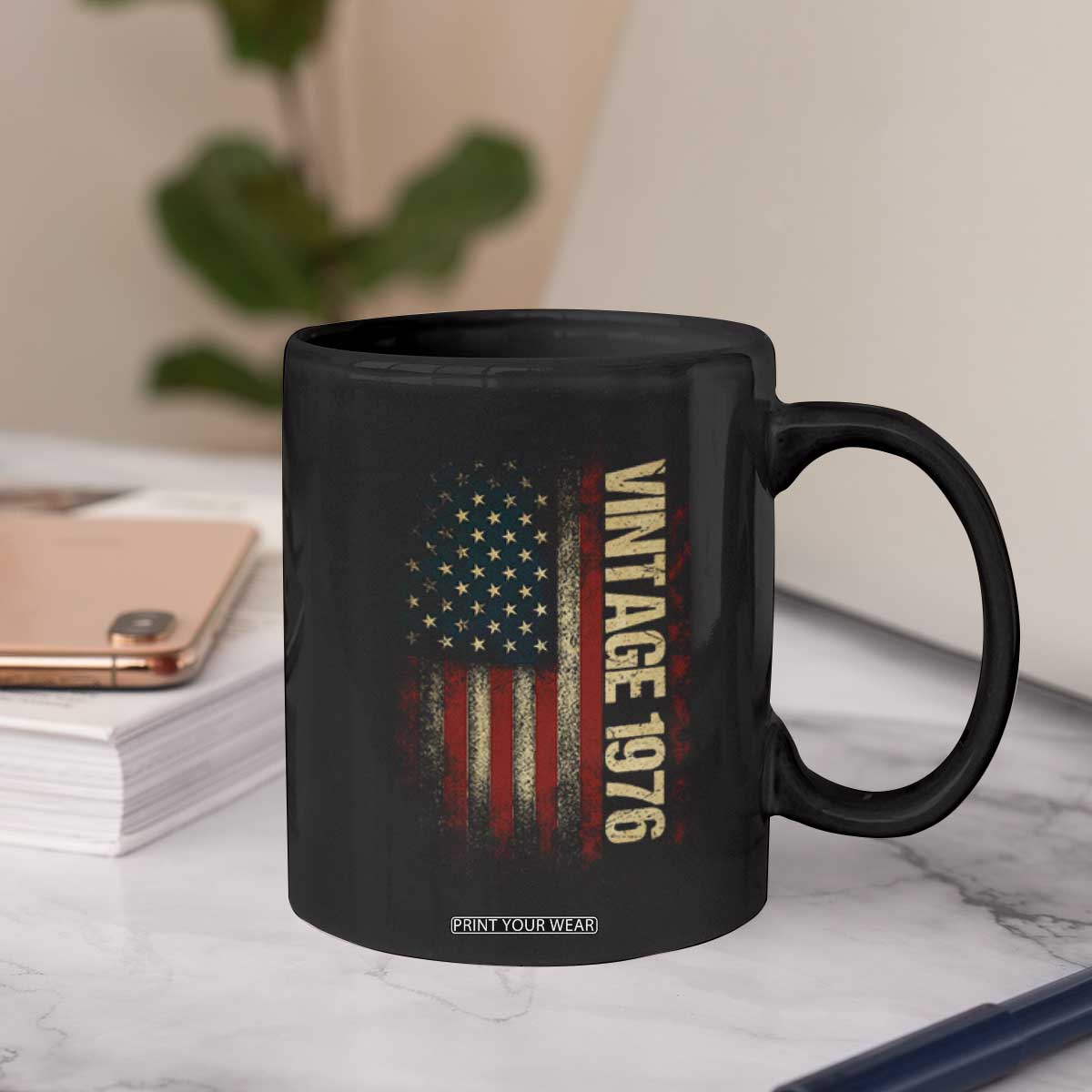 Vintage 1976 Distressed American Flag Coffee Mug Patriotic 50th Birthday Graphic