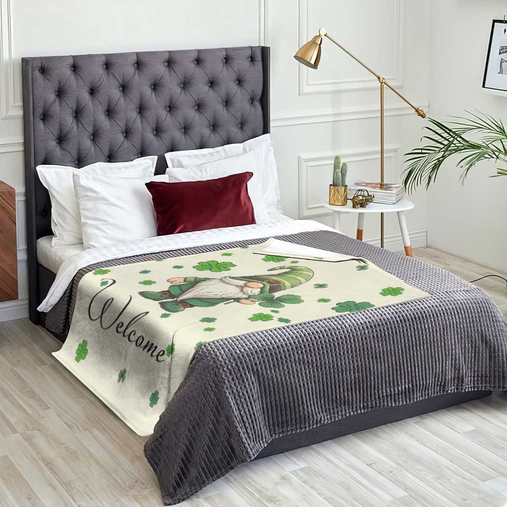 St. Patricks Day Gnome Welcome Throw Blanket Lucky Irish Shamrocks TS02 Print Your Wear