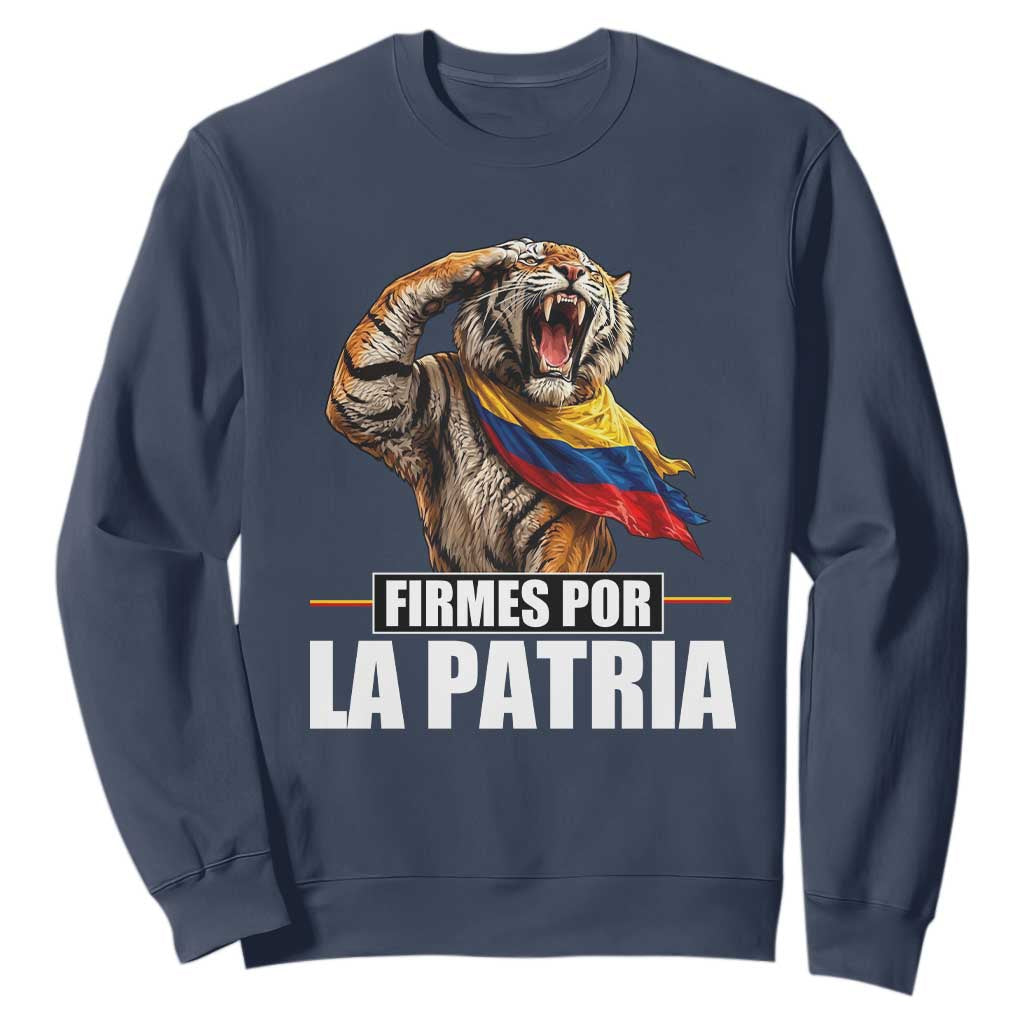 Firmes Por La Patria Colombian Pride Sweatshirt Roaring Saluting Tiger Patriotic Colombia Heritage Flag