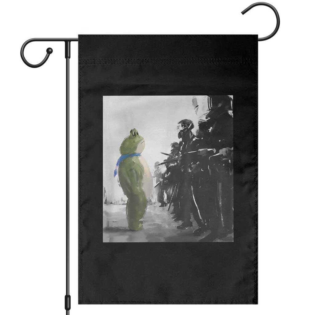 Frog Resist Garden Flag Free Portland Oregon Freedom Fighters TS02 Black Print Your Wear