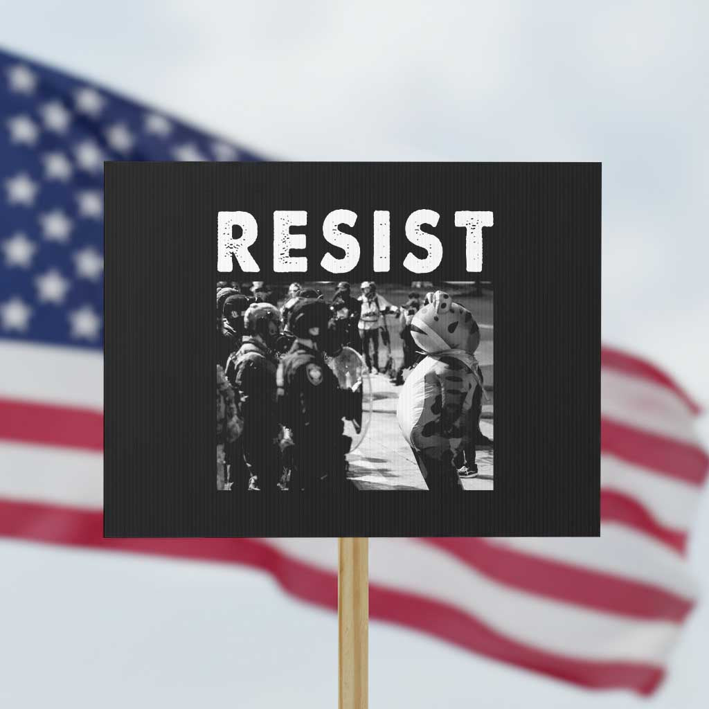 Portland Resist Frog Protest Sign Oregon Iconic Frogs Photo Protest Moment TS02 Horizontal 18