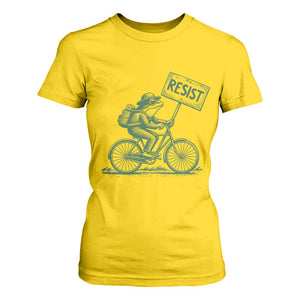 Cycling Protest Frog T Shirt For Women Resist Free Portland Retro Graphic TS02 Daisy Print Your Wear