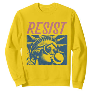 Liberty Resist Sweatshirt Feminist Bubblegum Statue of Liberty Retro Graphic TS02 Daisy Print Your Wear