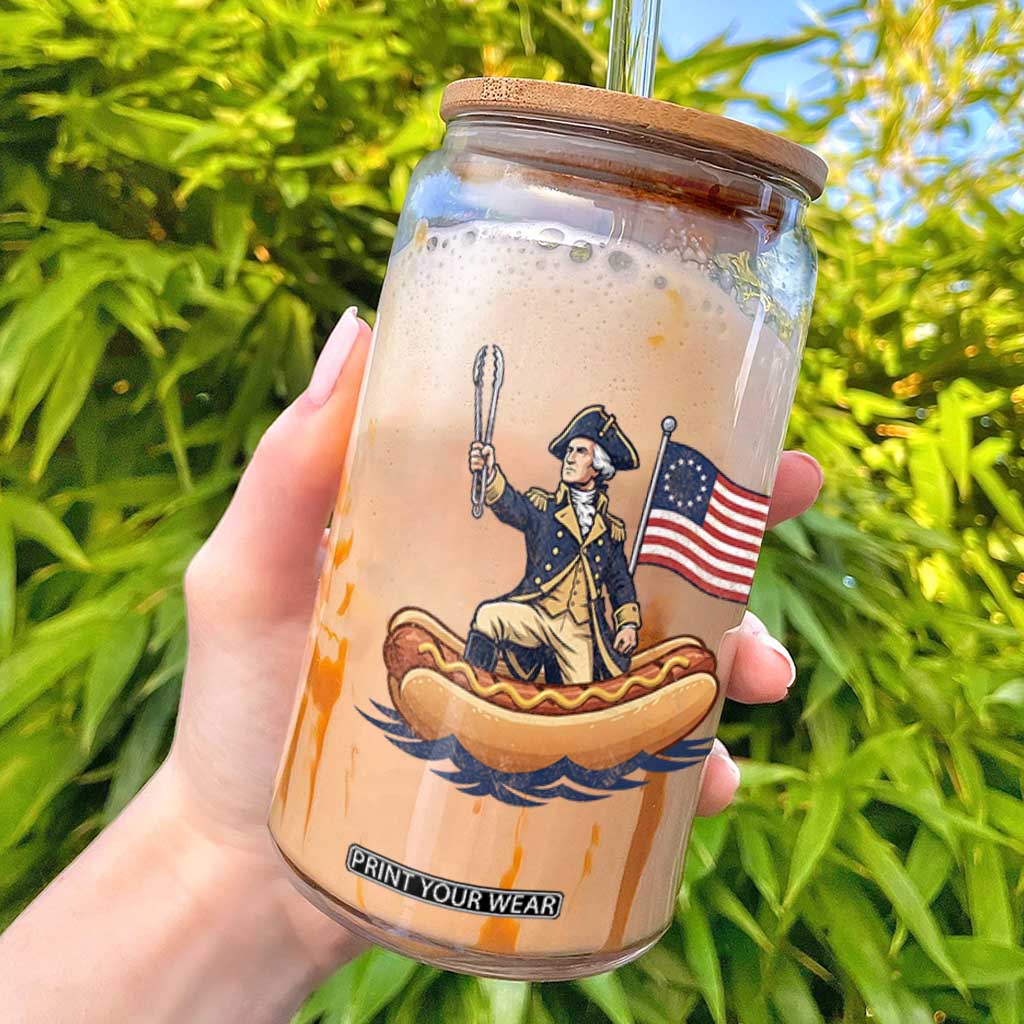 George Washington Crossing The Delaware on Hot Dog Boat Glass Can Funny BBQ Party 4th of July Graphic