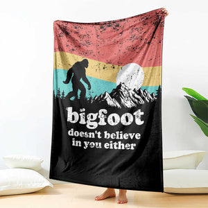 Funny Sasquatch Throw Blanket Bigfoot Doesn't Believe in You Either