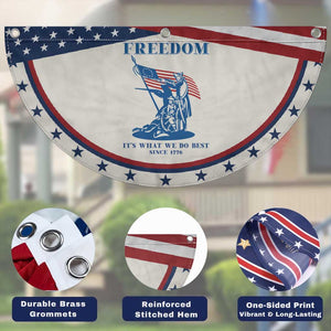 Freedom It’s What We Do Best Since 1776 Patriotic Fan Flag Revolutionary War Patriot Battle Scene