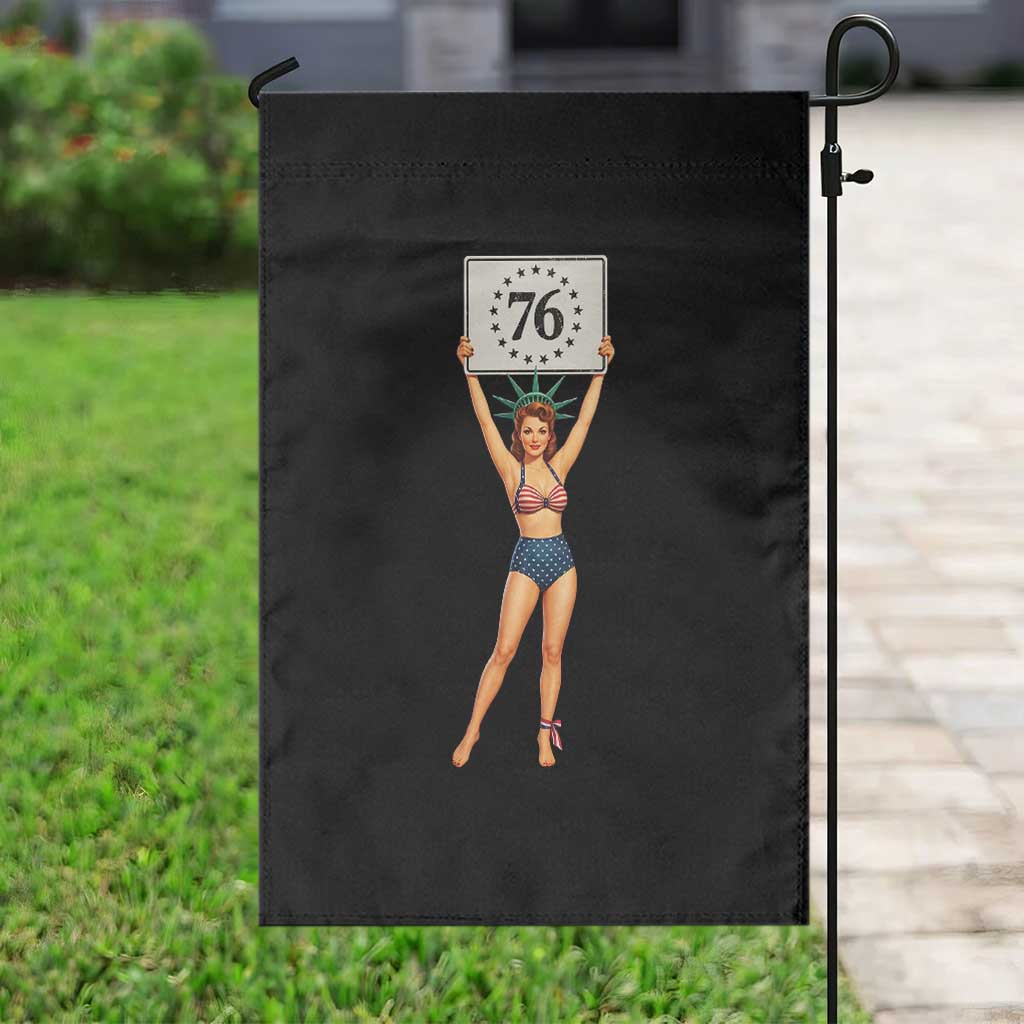 Vintage Patriotic Pin Up Girl 1776 Garden Flag Statue of Liberty Retro Americana Graphic