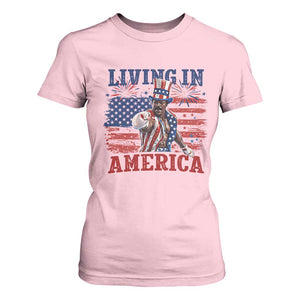 Living In America Funny Patriotic Heavyweight Boxer T Shirt For Women Vintage Distressed Flag Uncle Sam Hat Boxing Champion
